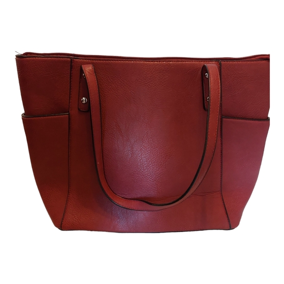 🔴Buy 2 - Get 1 -- K.Carroll Accessories Vegan Leather Zipped Tote - Picture 2 of 12